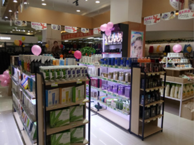 小資生活如何通過化妝品加盟成功把握市場良機